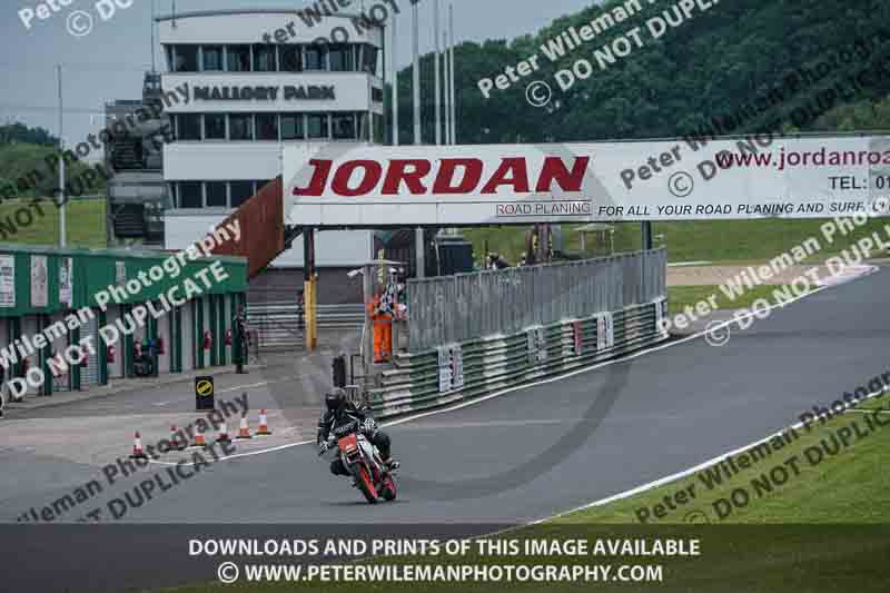 enduro digital images;event digital images;eventdigitalimages;mallory park;mallory park photographs;mallory park trackday;mallory park trackday photographs;no limits trackdays;peter wileman photography;racing digital images;trackday digital images;trackday photos